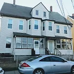 Executive Suite Harvard Allston 3 Bedrooms 2 Baths